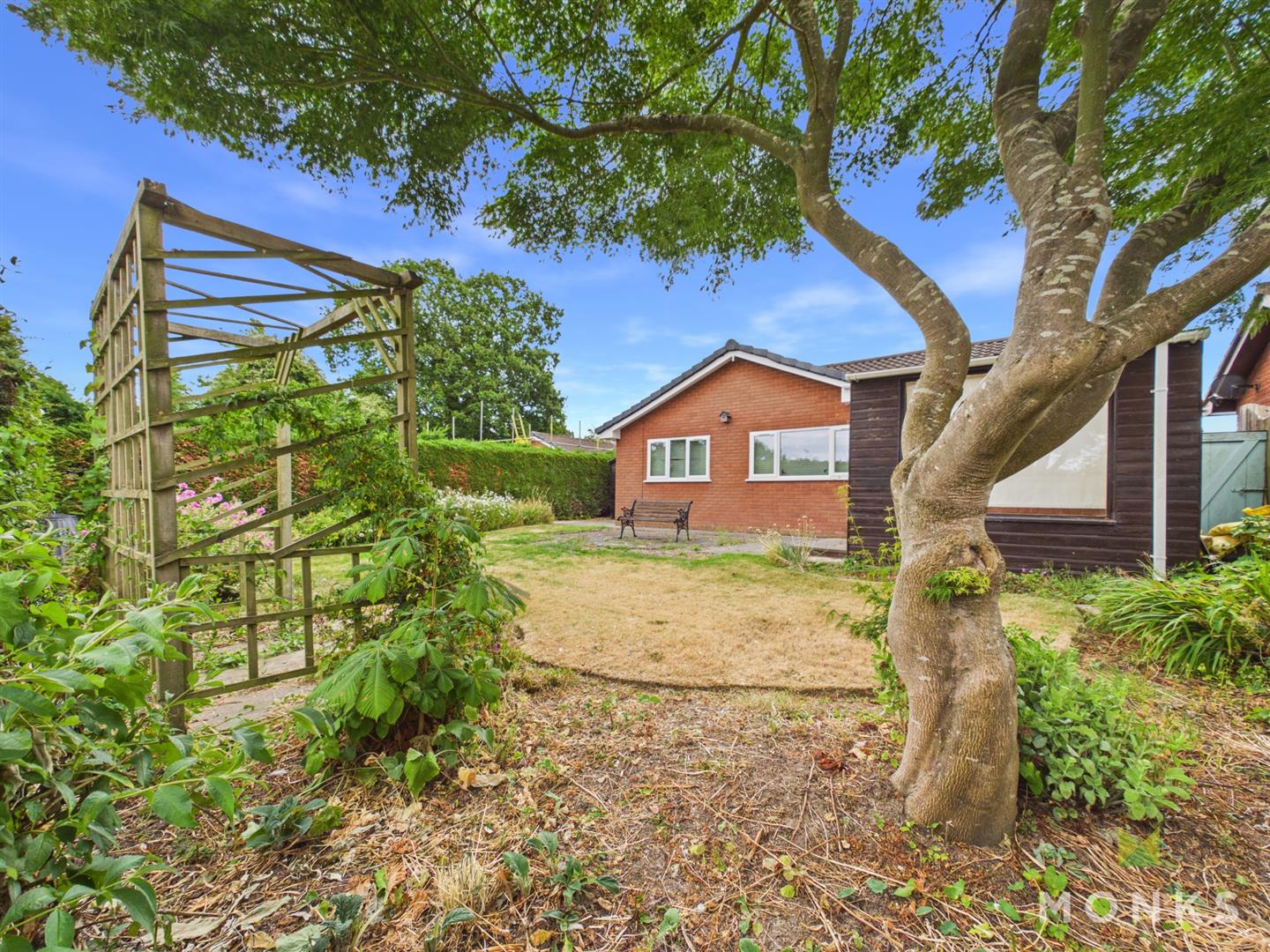 34 Llanforda Mead, Oswestry, SY11 1TS For Sale